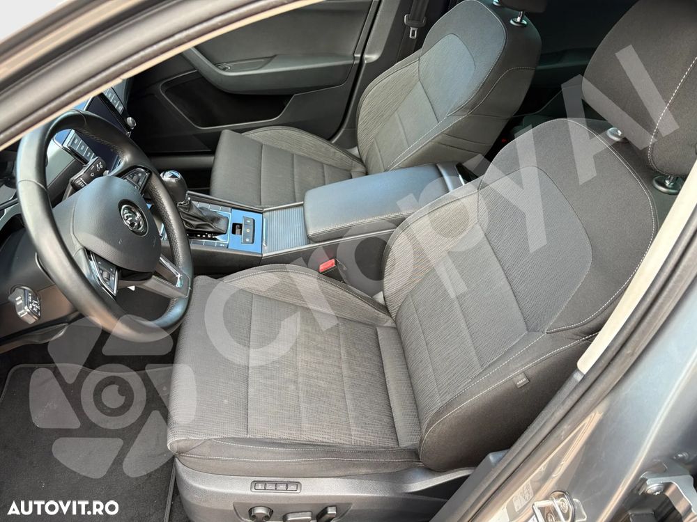 Skoda Superb 2.0 TDI DSG Active - 10