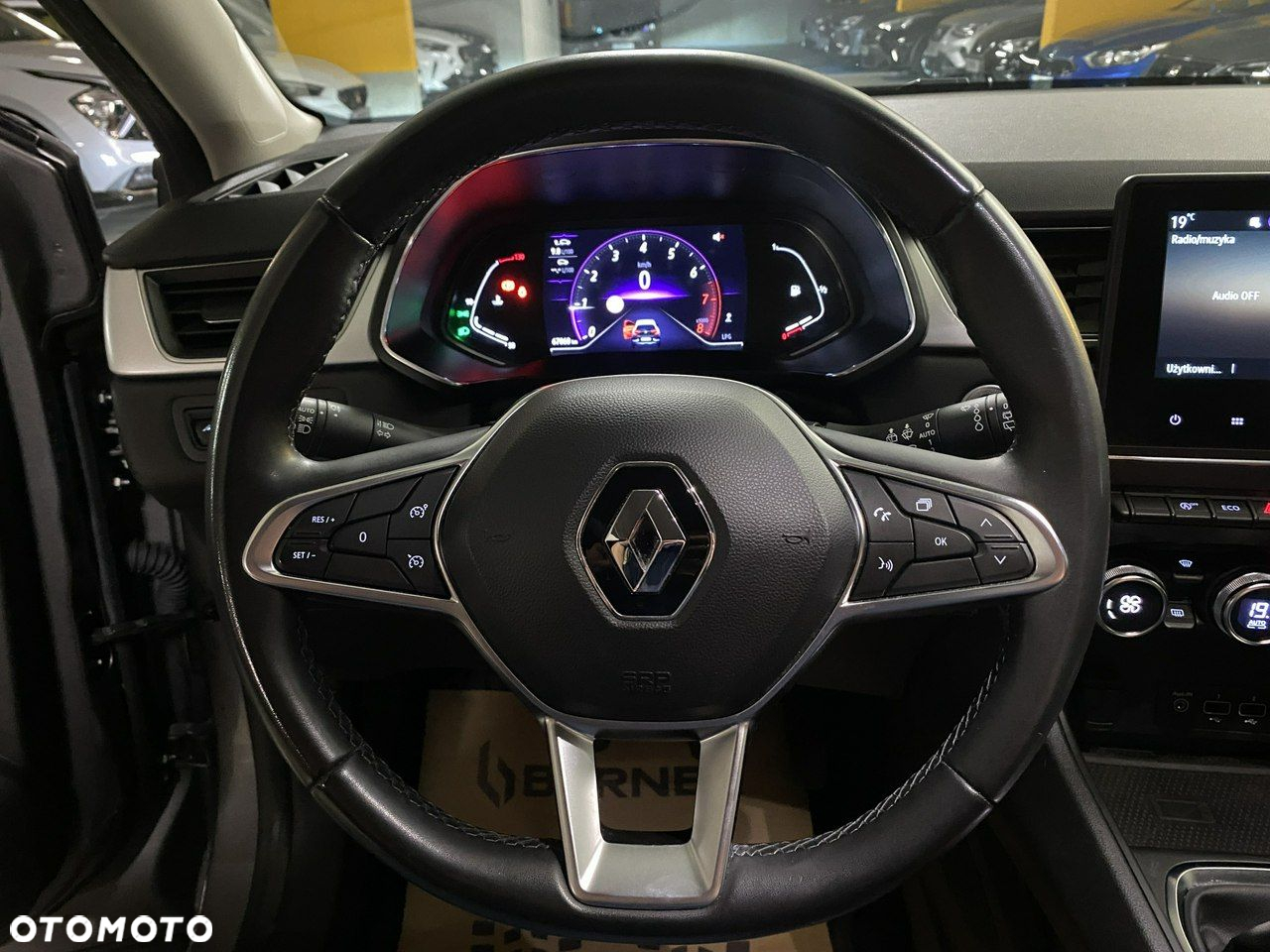 Renault Captur - 18