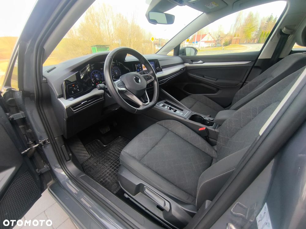 Volkswagen Golf Variant - 15