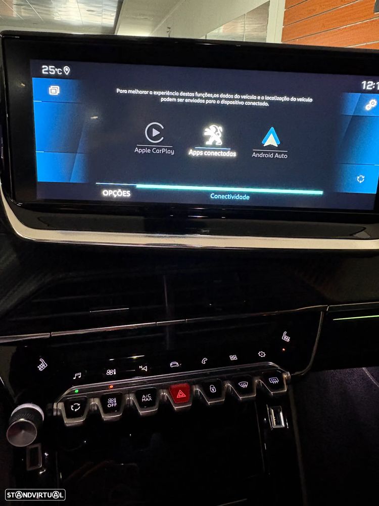 Peugeot 2008 1.2 PureTech GT EAT8 - 23