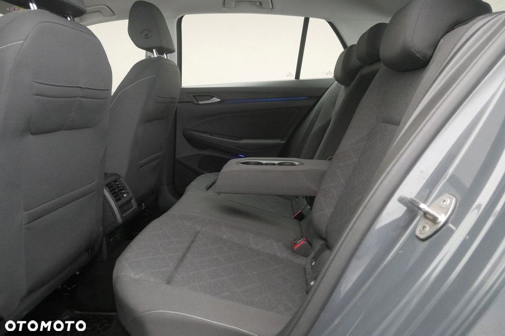 Volkswagen Golf - 15