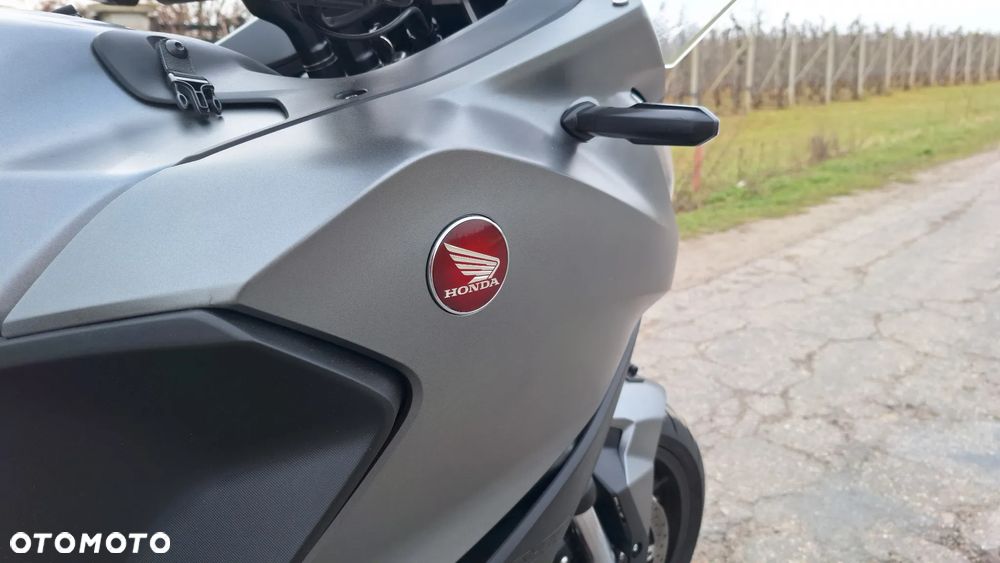 Honda NT - 28