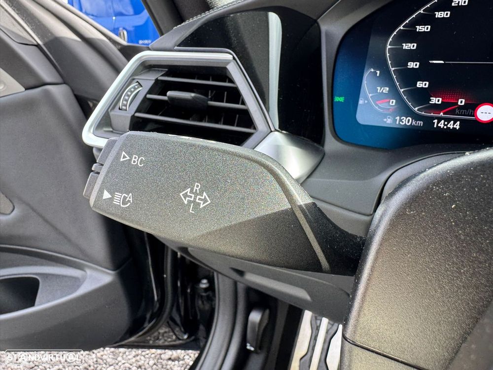 BMW M4 Competition xDrive - 35