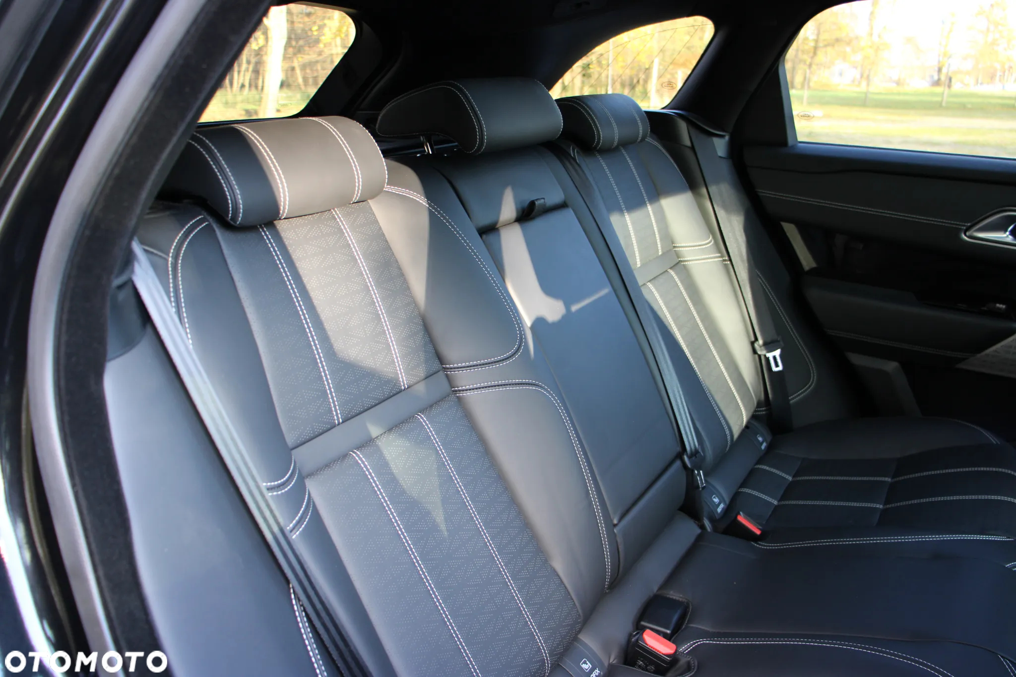 Land Rover Range Rover Velar D300 R-Dynamic HSE - 29