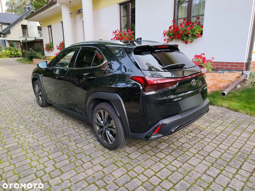 Lexus UX - 1
