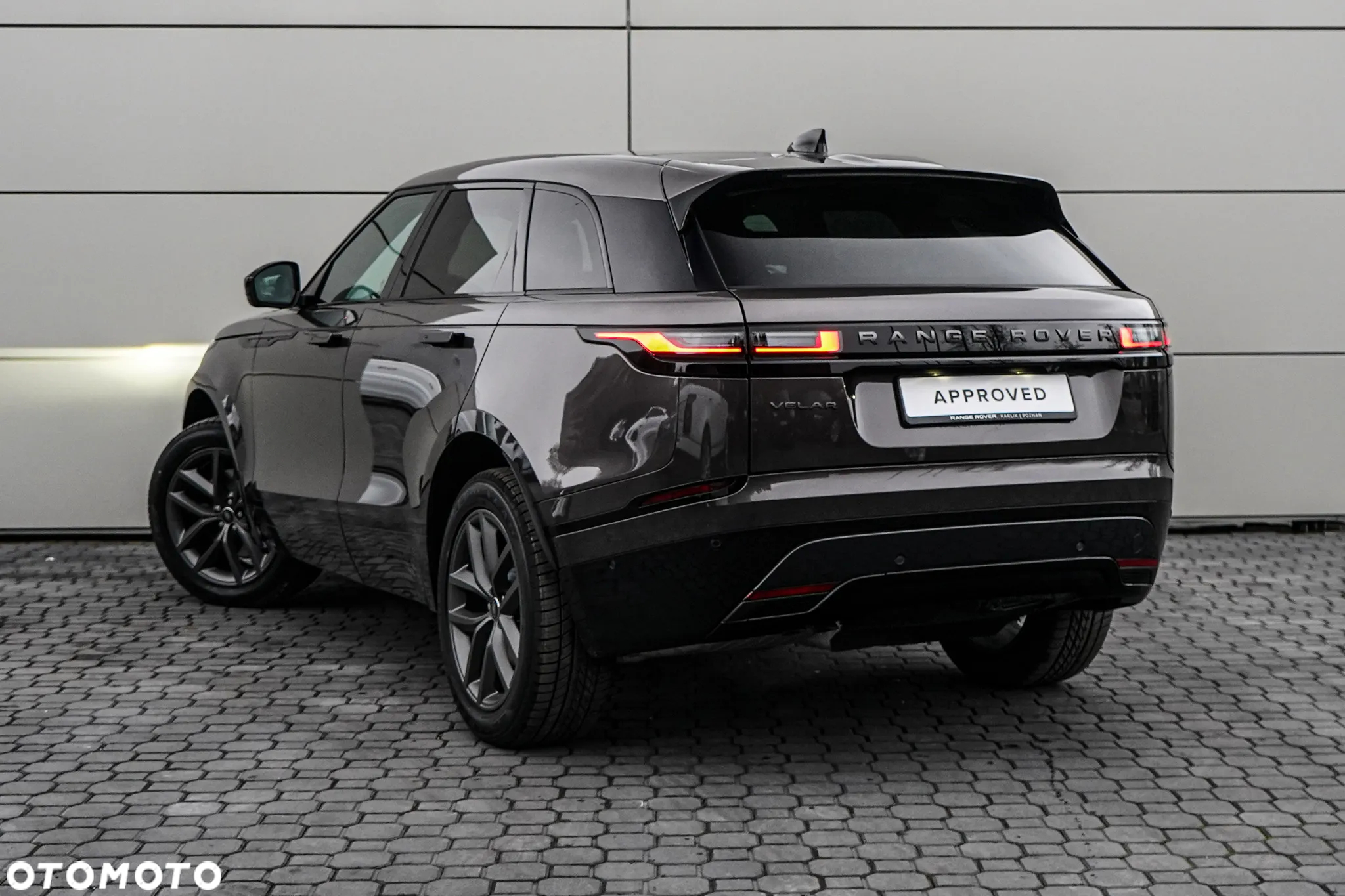 Land Rover Range Rover Velar D200 Dynamic SE - 3