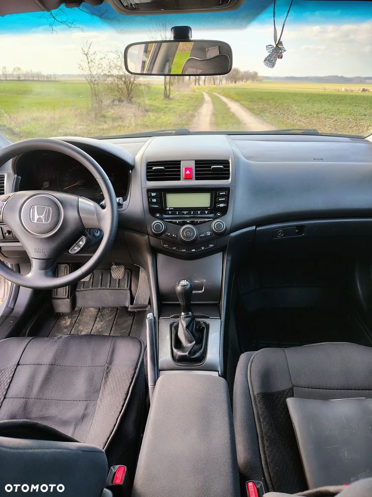 Honda Accord 2.0 Comfort - 8
