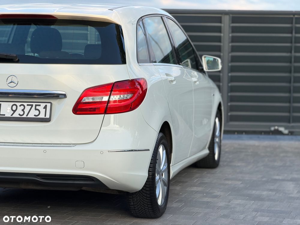 Mercedes-Benz Klasa B 180 - 31