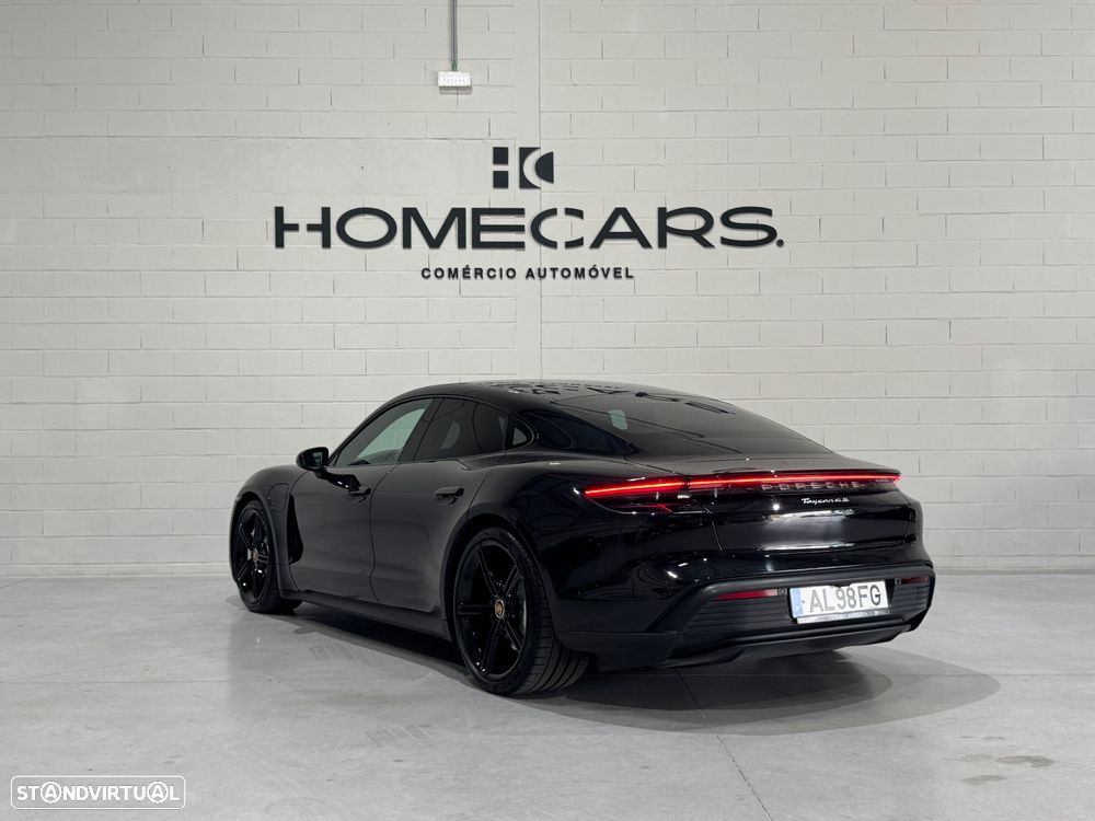 Porsche Taycan 4S - 15