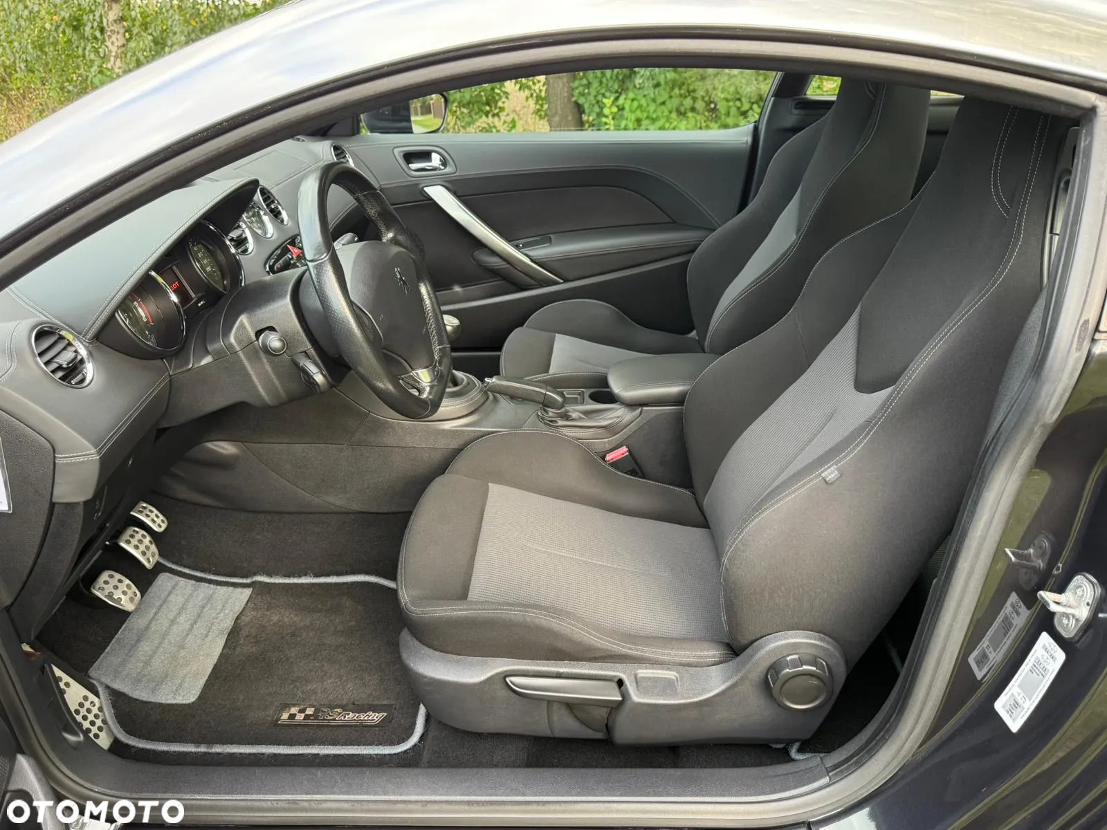 Peugeot RCZ 2.0 HDi - 11