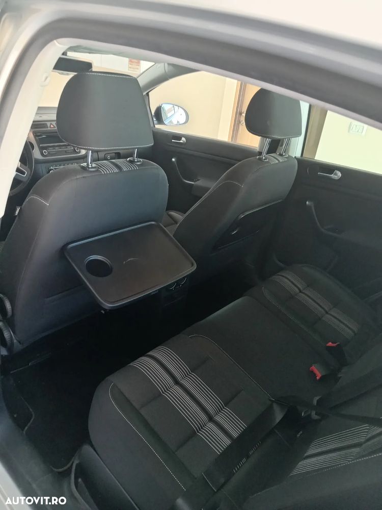 Volkswagen Golf - 11