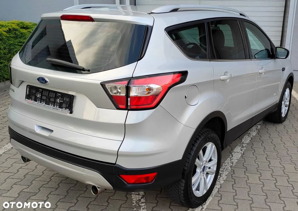 Ford Kuga - 3