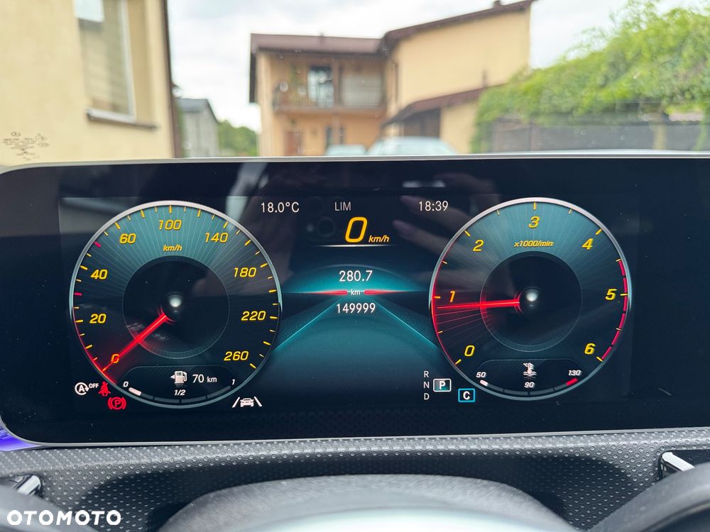 Mercedes-Benz Klasa A 180 d Style 7G-DCT - 23