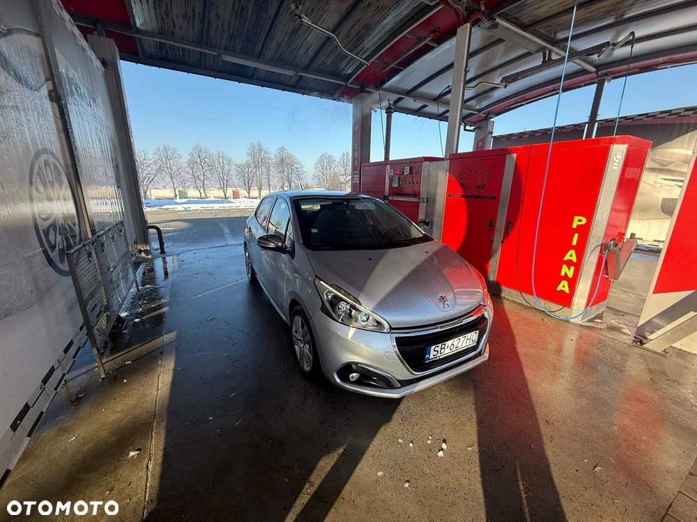 Peugeot 208 1.2 PureTech Style - 1