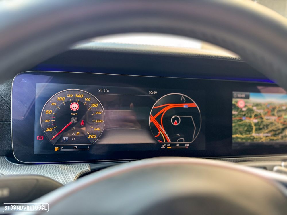 Mercedes-Benz E 220 d AMG Line - 42