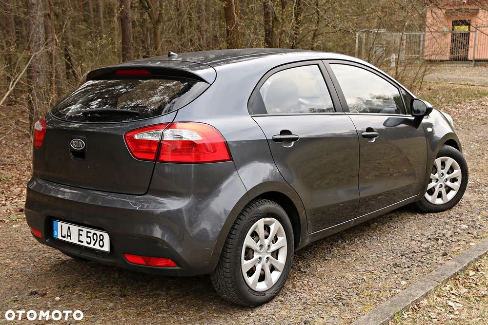 Kia Rio 1.2 Business Line - 22