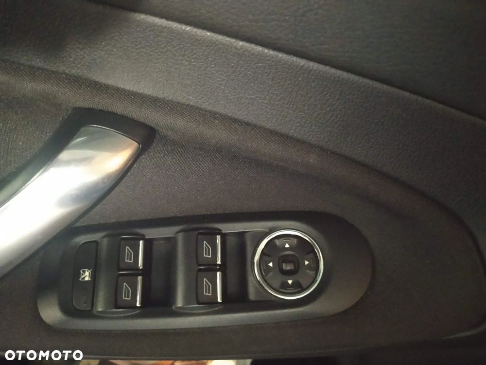 Ford Mondeo 2.0 Titanium - 19