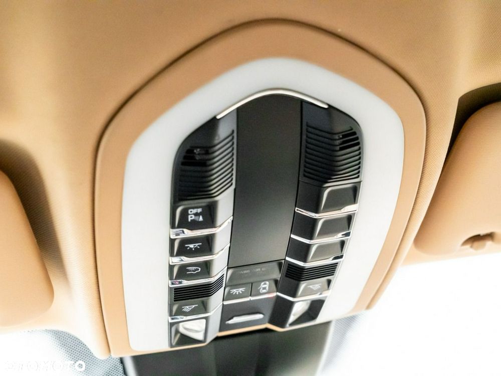 Porsche Cayenne Diesel Platinum Edition - 33