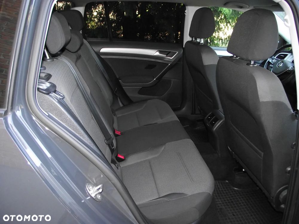 Volkswagen Golf 1.6 TDI BlueMotion Trendline - 23