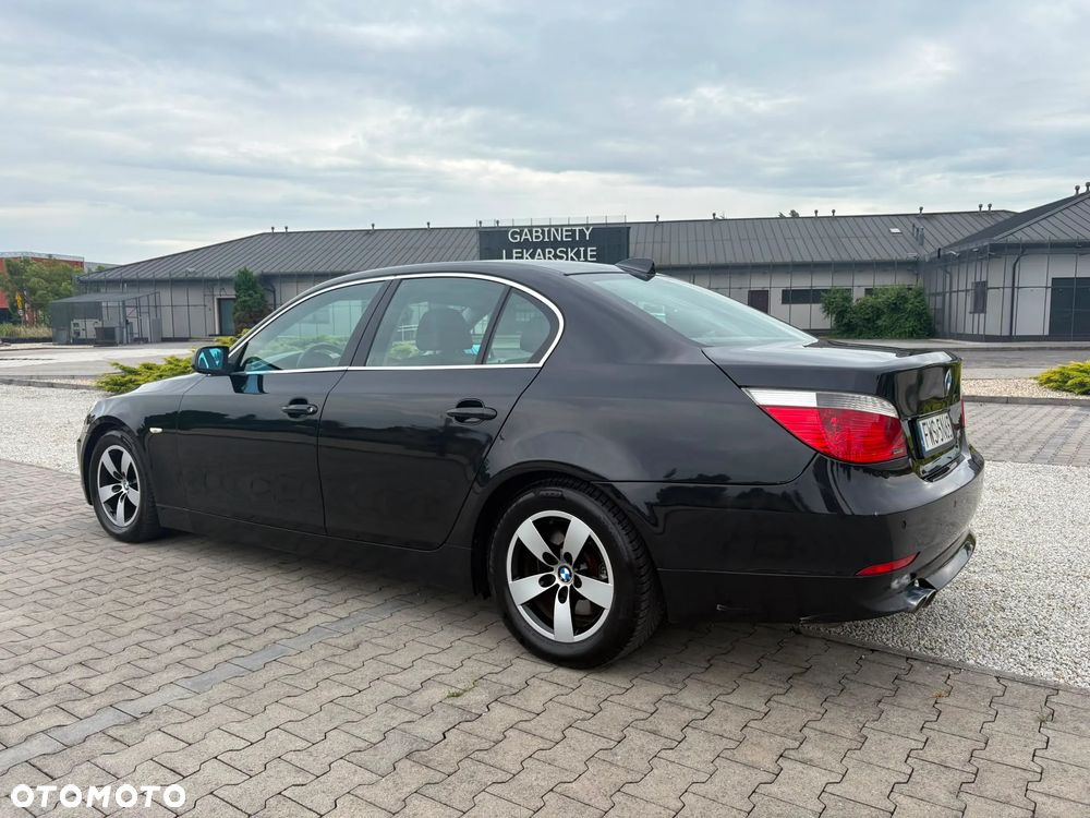 BMW Seria 5 525d - 3