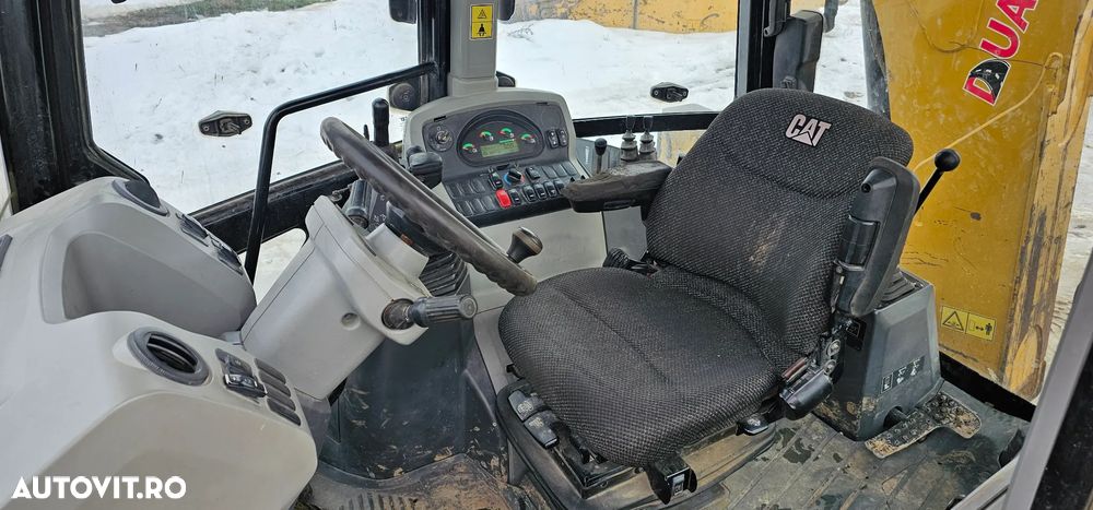 Caterpillar CAT 428 F Buldoexcavator - 6