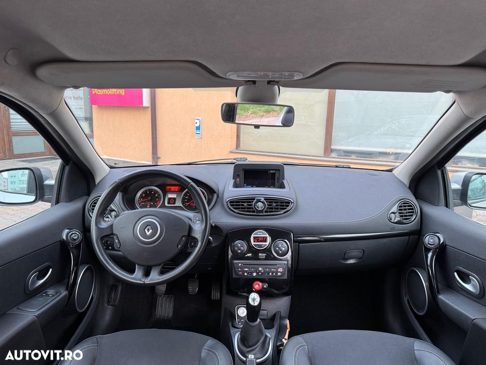 Renault Clio 2012 photo 5