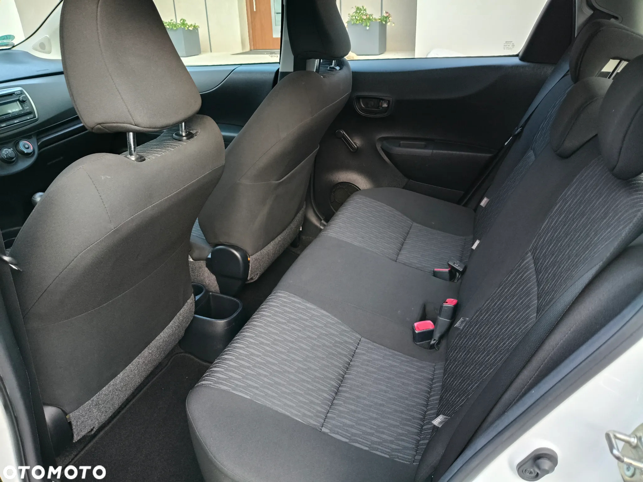 Toyota Yaris 1.0 VVT-i Cool - 21
