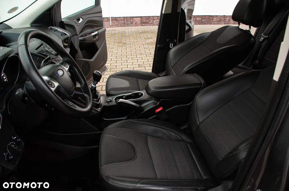 Ford Kuga 2.0 TDCi Individual - 37