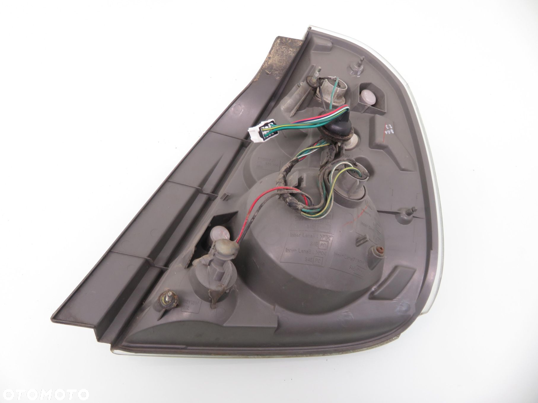 LAMPA LEWA TYLNA NISSAN ALTIMA L31 935300 - 3