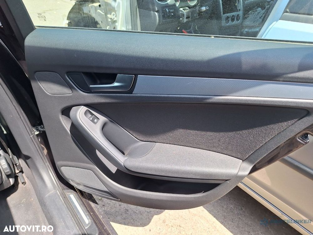 Tapiterie panou portiera spate dreapta AUDI A4 IV Avant 8K5, B8 2007 - 2015 - 1
