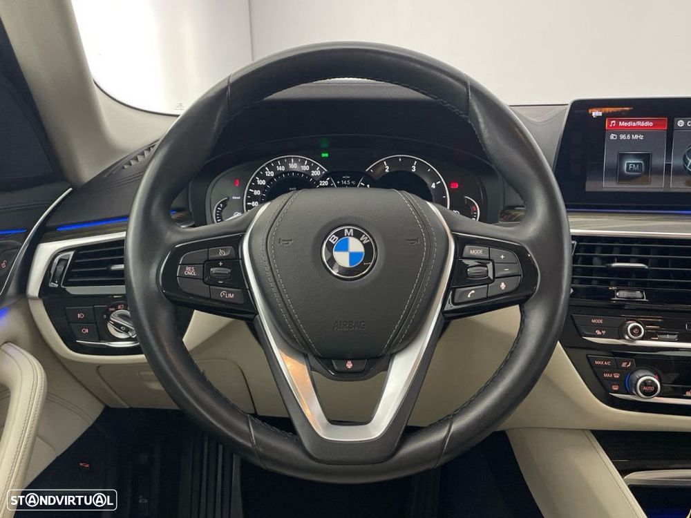 BMW 520 d Aut. Luxury Line - 14
