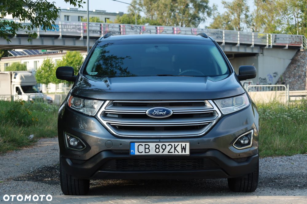 Ford Edge 2.0 EcoBlue Twin-Turbo 4WD Titanium - 2