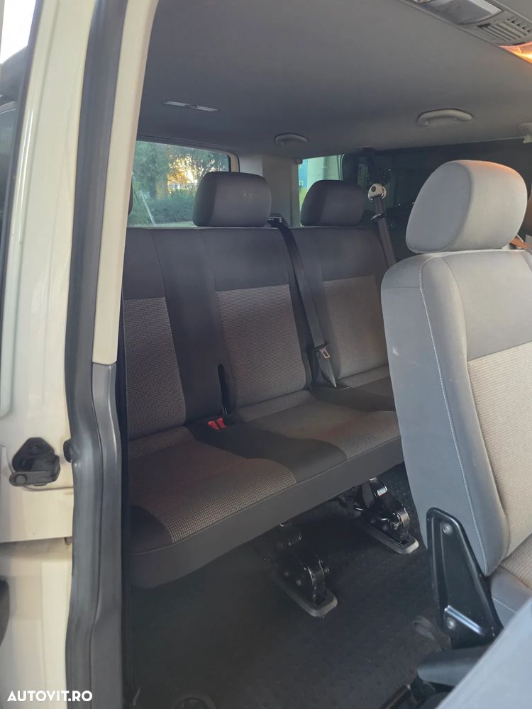 Volkswagen Caravelle - 33