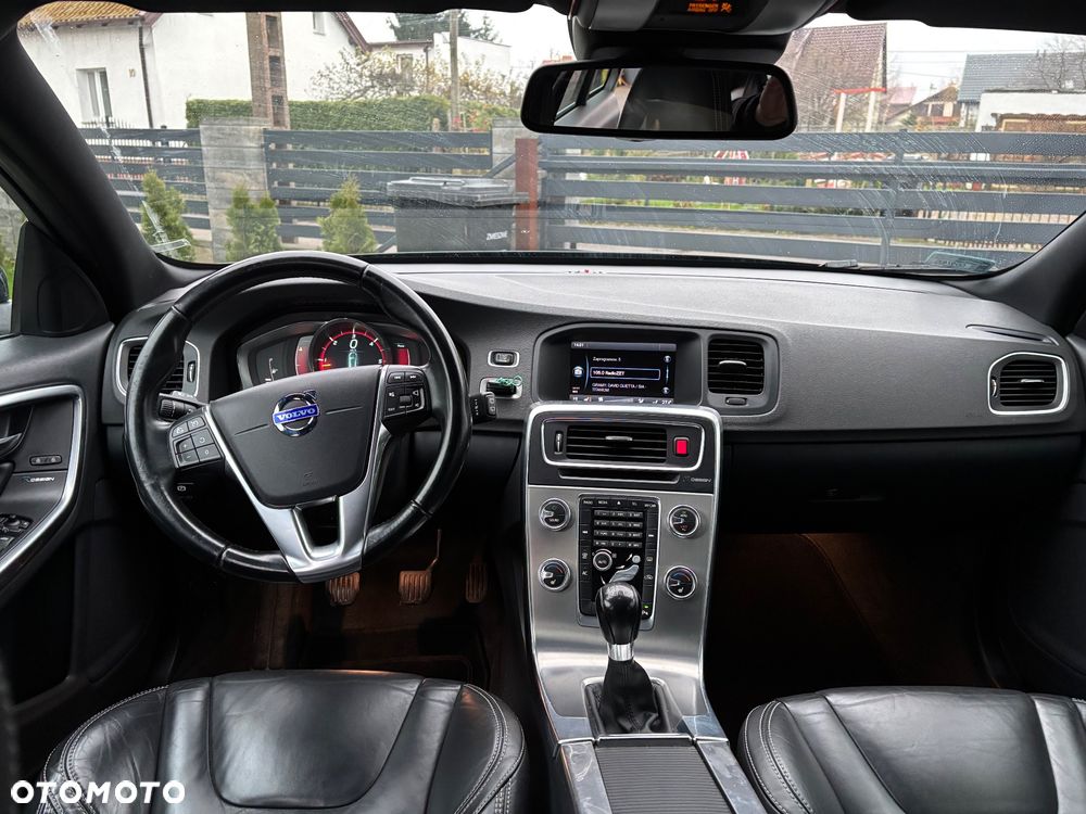 Volvo V60 D3 Summum - 8