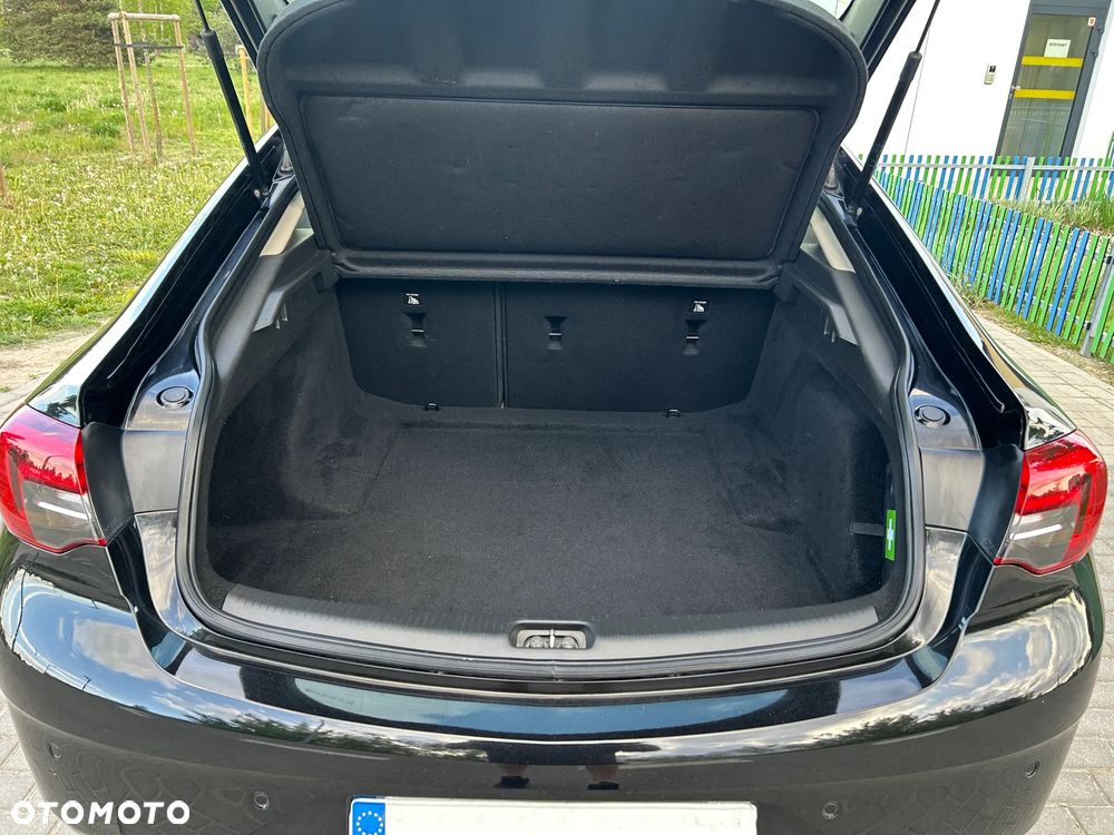 Opel Insignia 1.5 T Enjoy S&S - 19