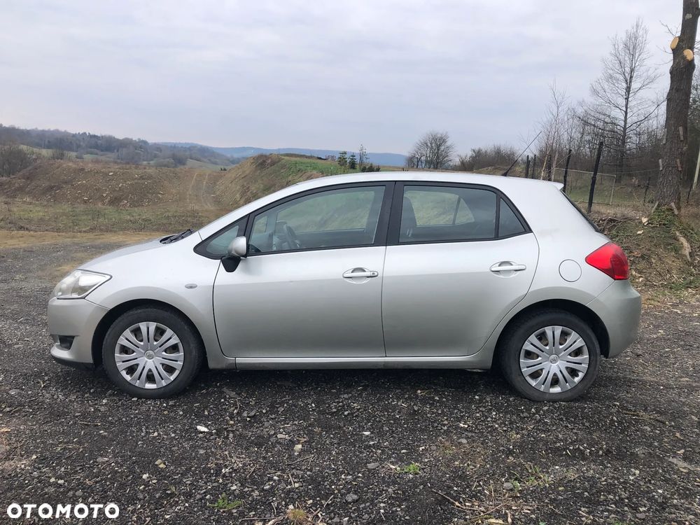 Toyota Auris 1.6 VVT-i Luna - 3