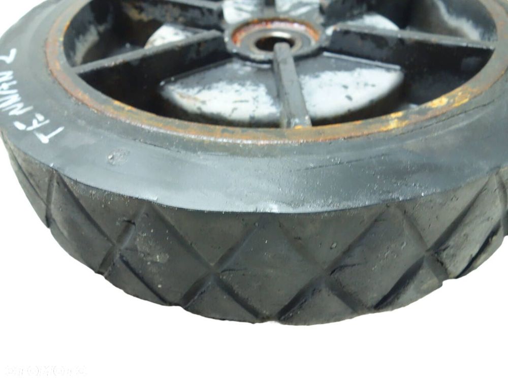 Zamiatarka Tennant M20 Koło Tylne 1059671 - 6