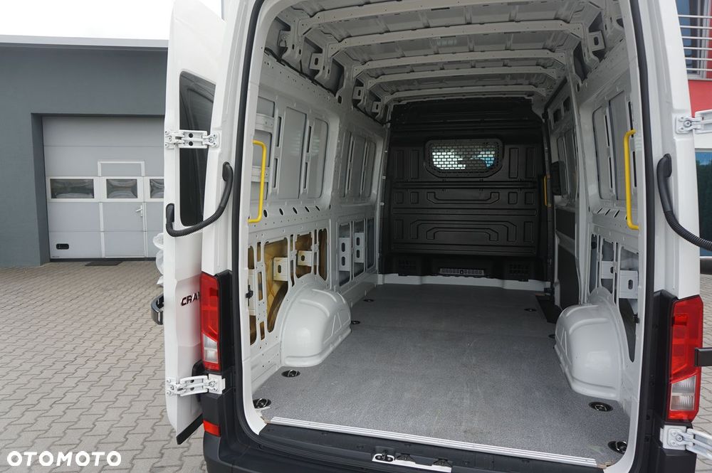 Volkswagen CRAFTER - 29