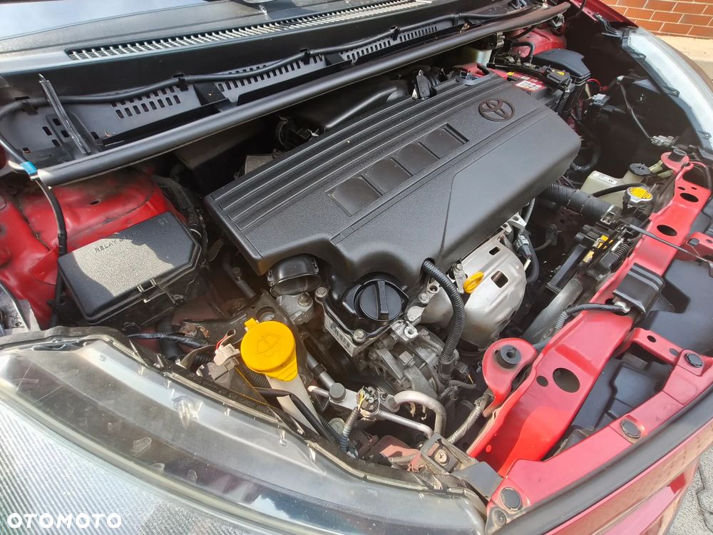 Toyota Yaris 1.33 Dynamic - 18