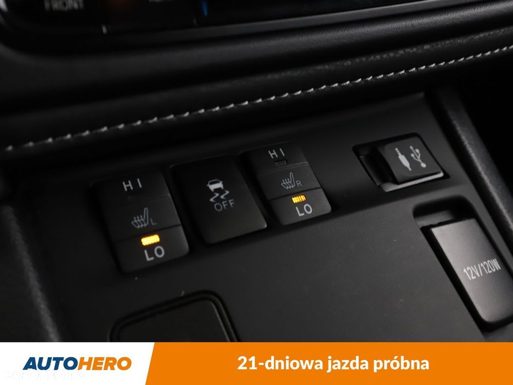 Toyota Auris - 28