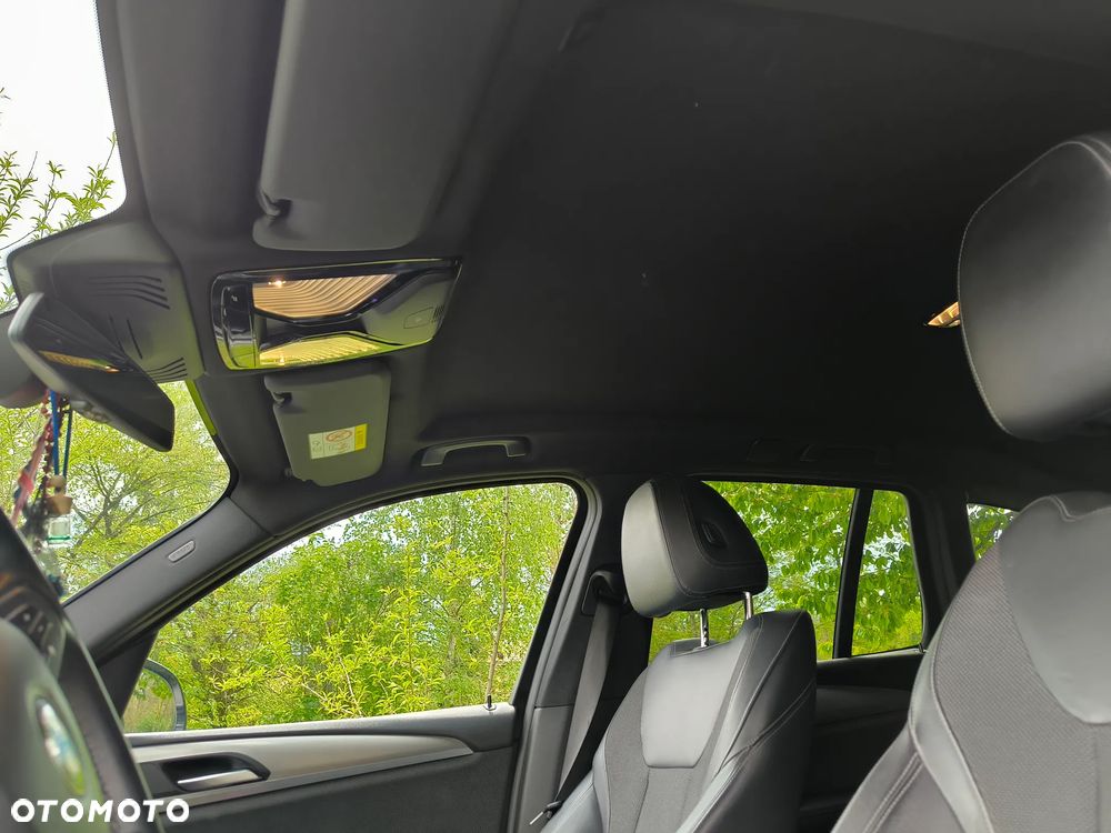 BMW X3 xDrive20d - 7