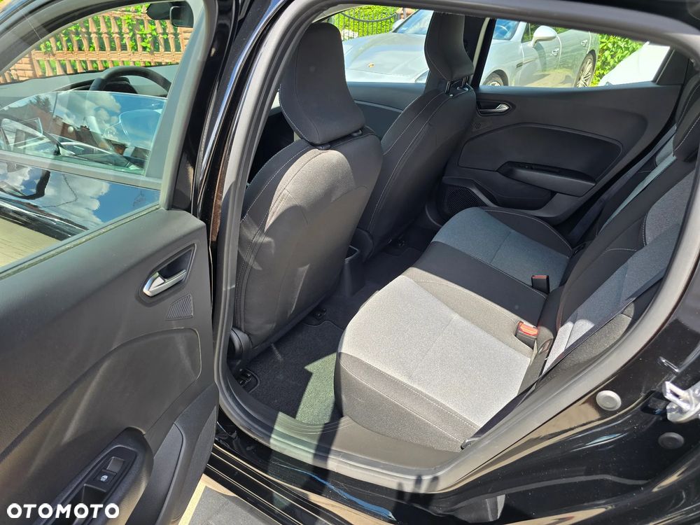 Renault Clio - 9