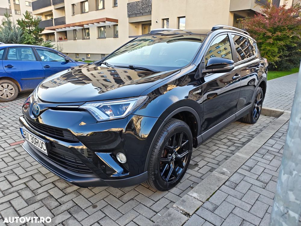 Toyota RAV4 - 1
