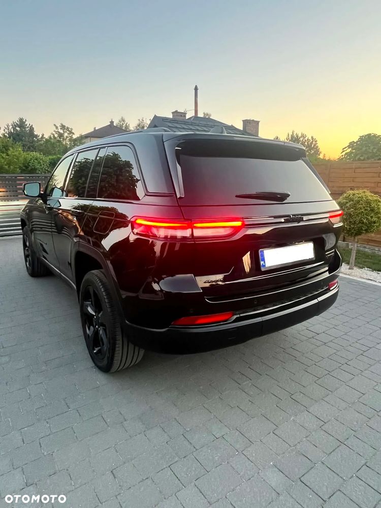 Jeep Grand Cherokee - 4