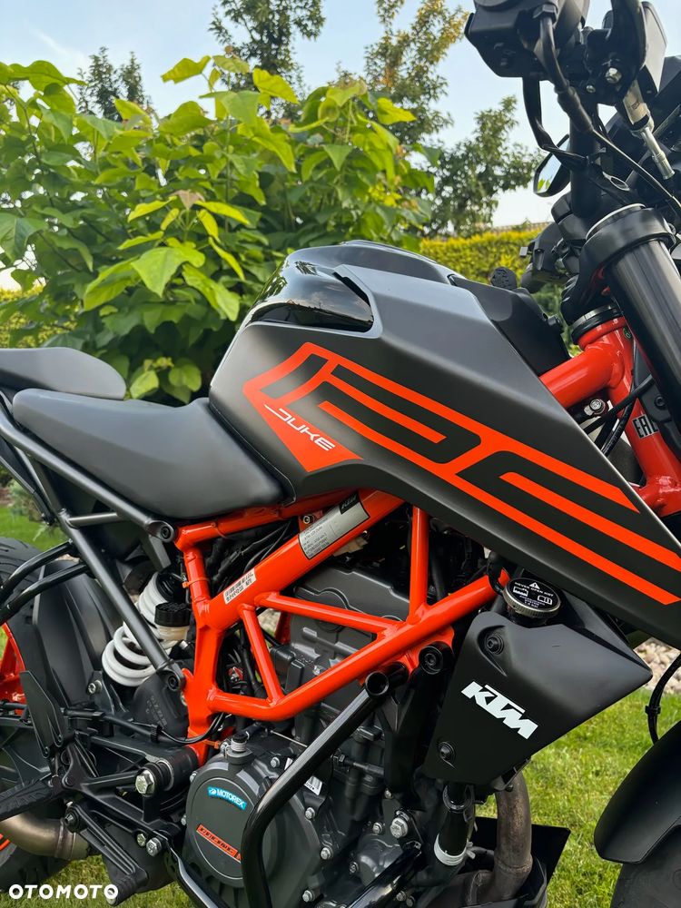 KTM Duke 125 - 9