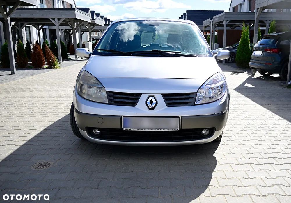 Renault Scenic - 12