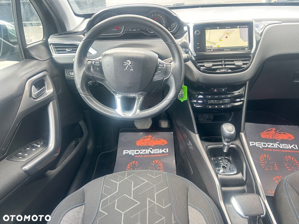 Peugeot 2008 1.2 Pure Tech GPF Crossway S&S EAT6 - 17