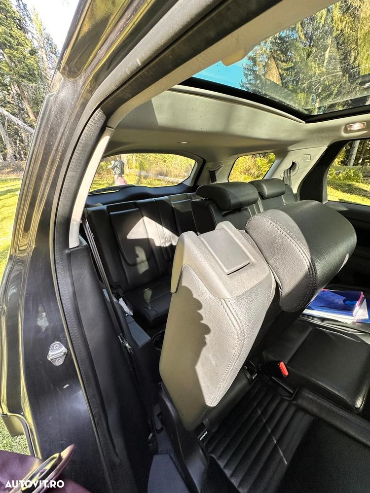 Land Rover Discovery Sport - 28