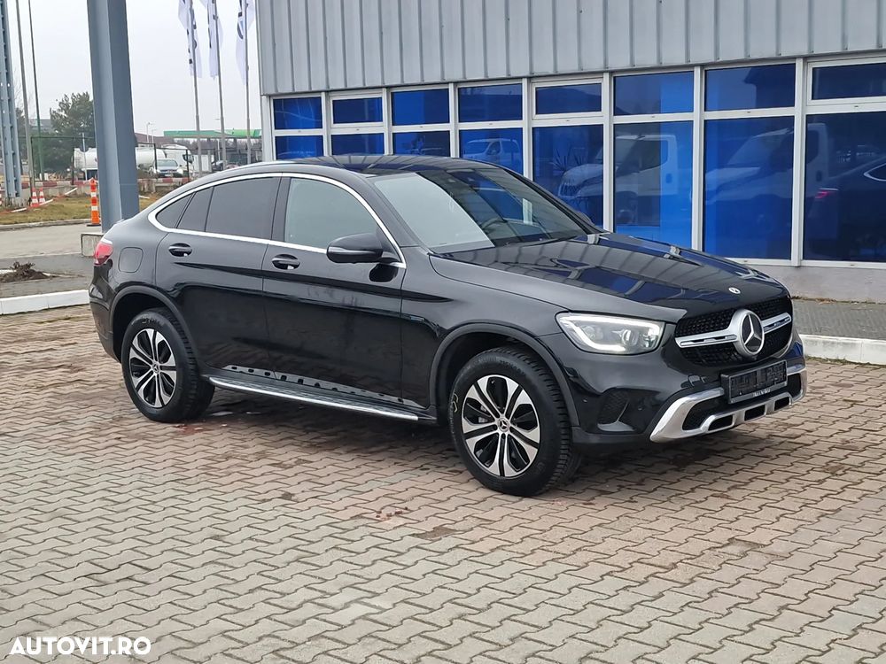 Mercedes-Benz GLC Coupe 300 de 4Matic 9G-TRONIC - 2