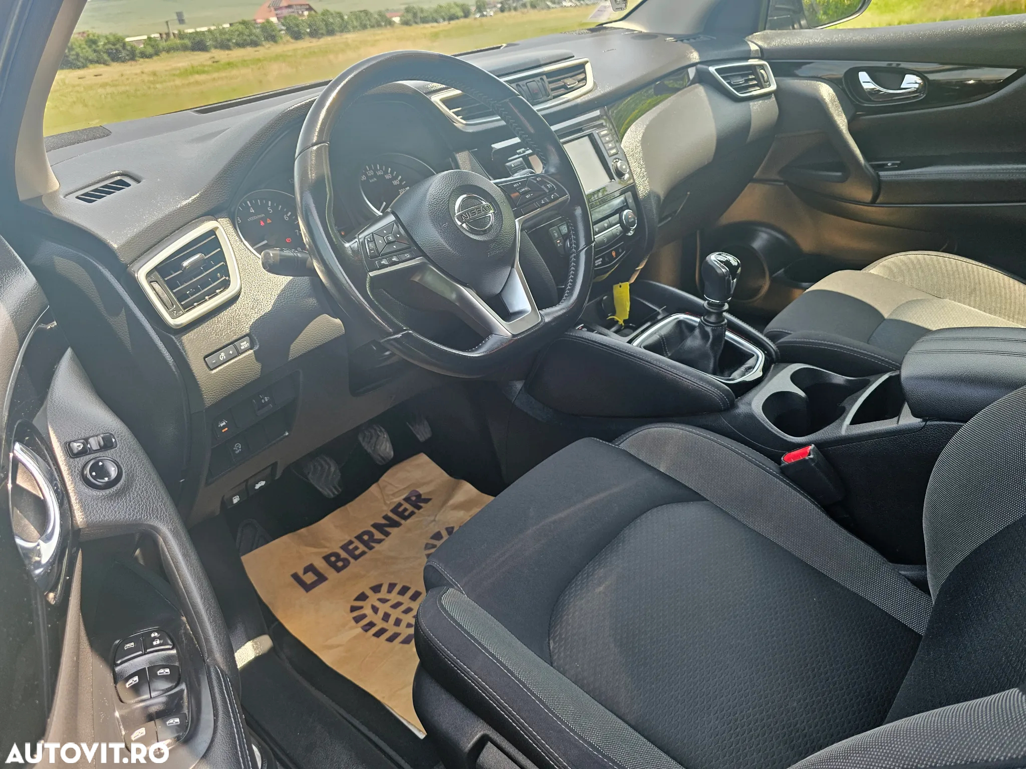 Nissan Qashqai 1.3 DIG-T MHEV N-Connecta - 6